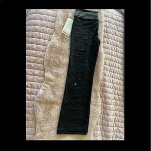 Lululemon, Astro Flare Yoga Pants. Sz 10.